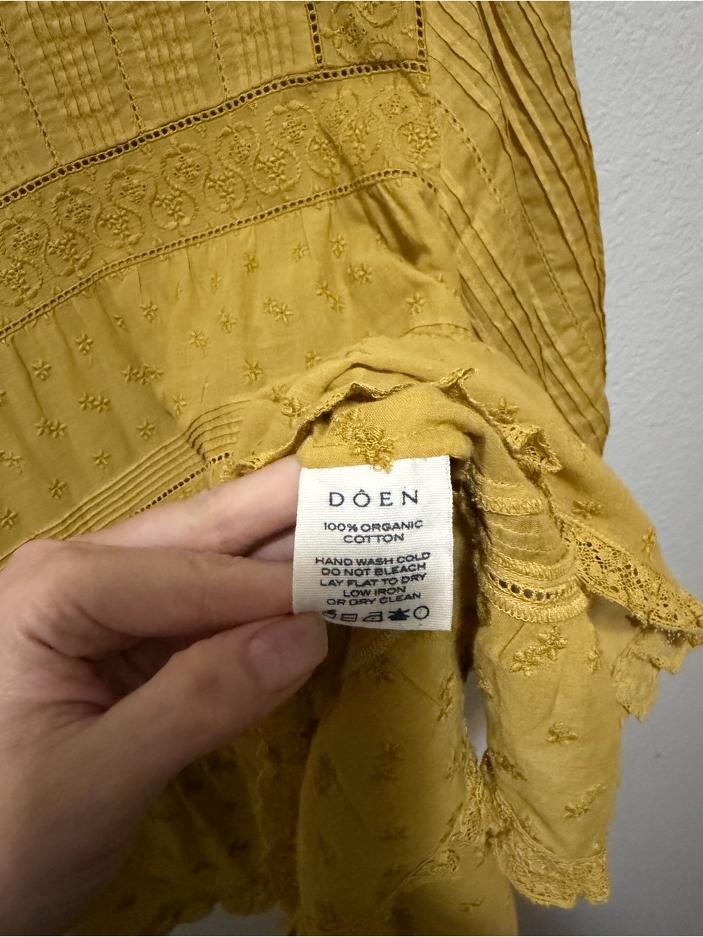 DÔEN Adnet Blouse Wheat Organic Cotton Eyelet Embroidery Puff Sleeve Medium - Picture 6 of 6